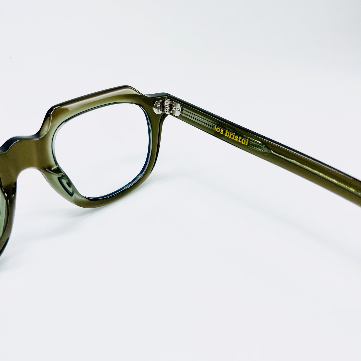 Closer (Verde-montura)