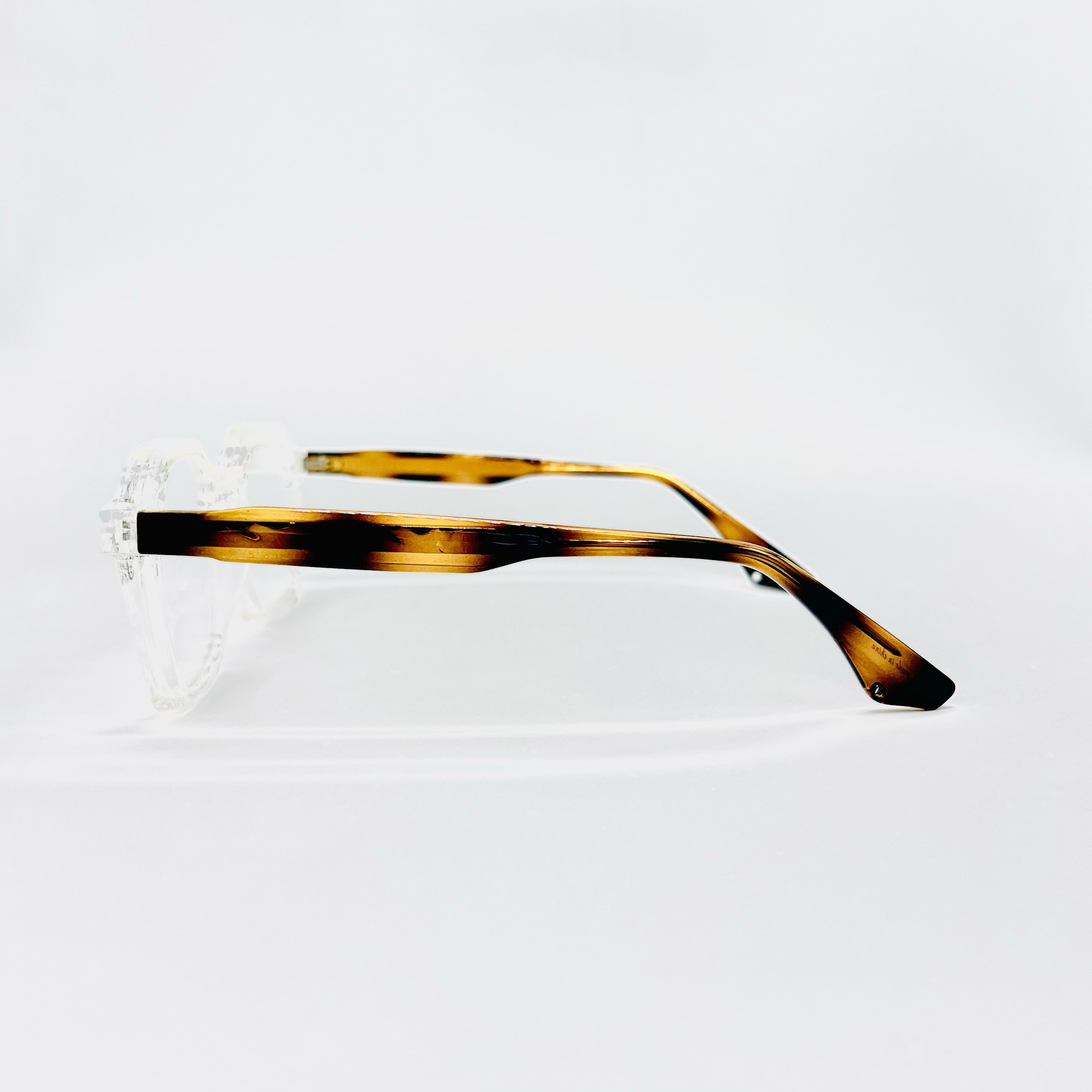 October 12 (Transparente)