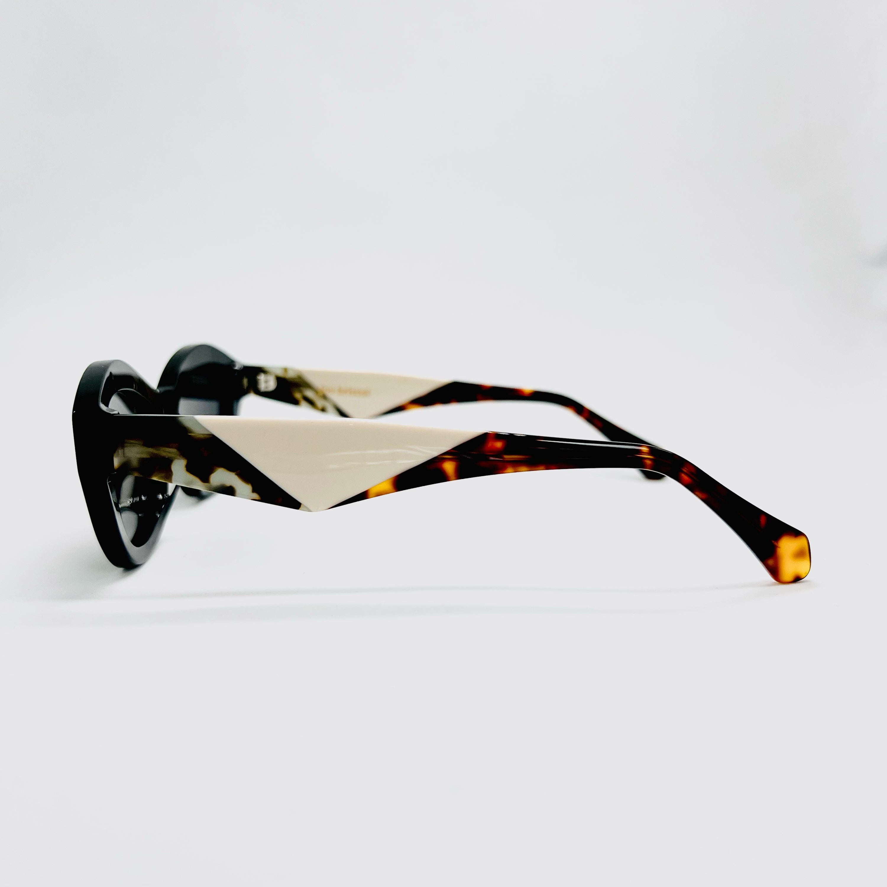 She´s Electric (Negro)