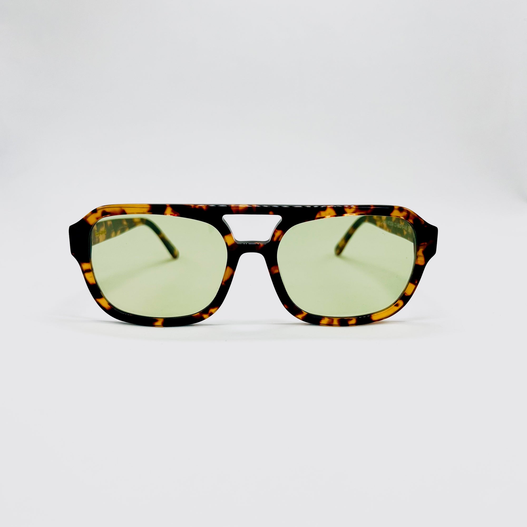 The Look (Leopardo y verde)