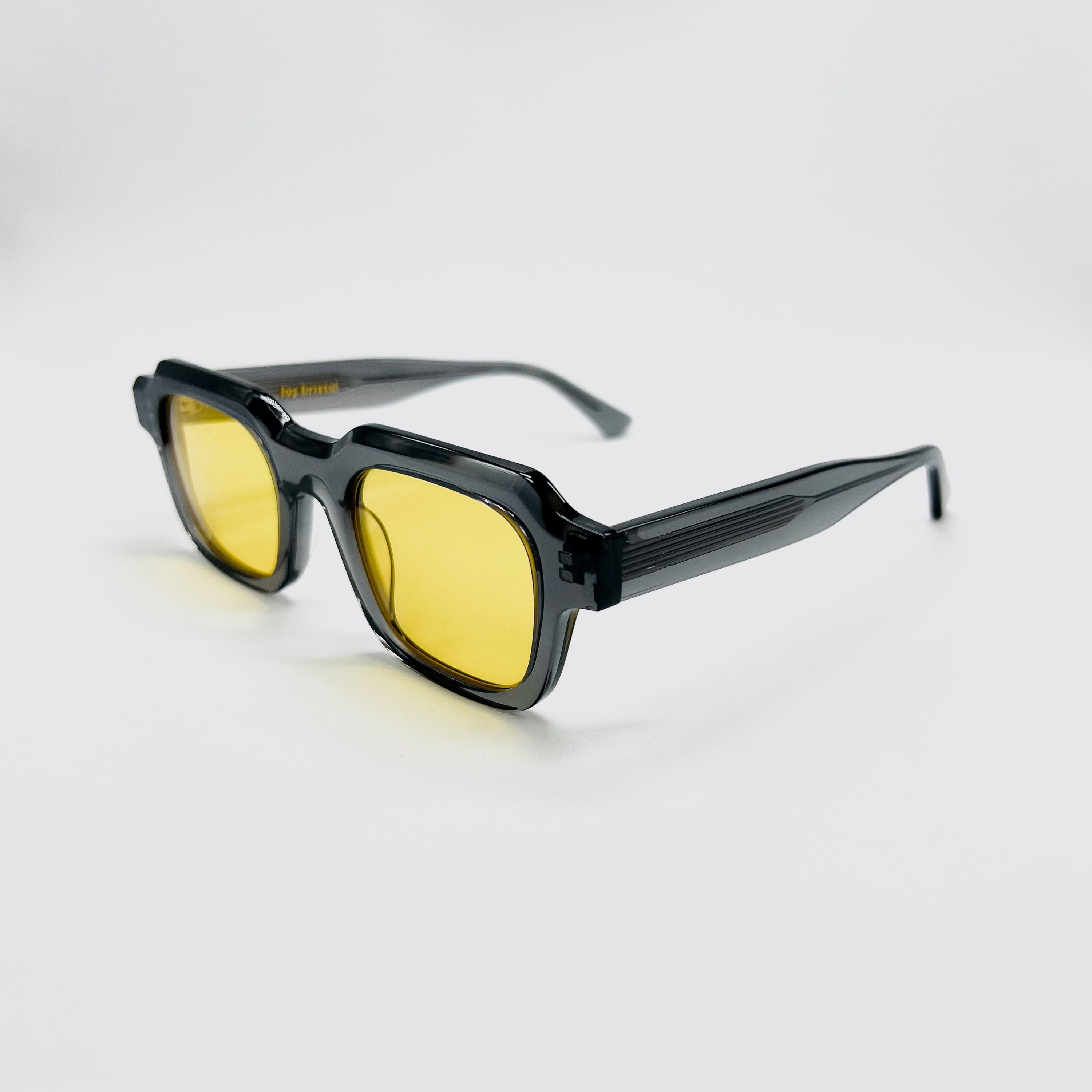 Blackbird (Gris y Amarillo)