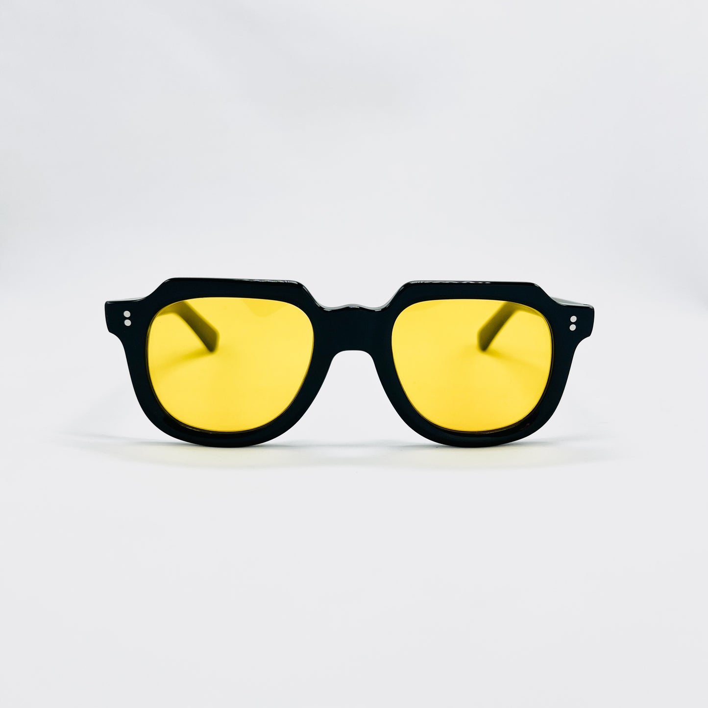 Closer (Negro y Amarillo)