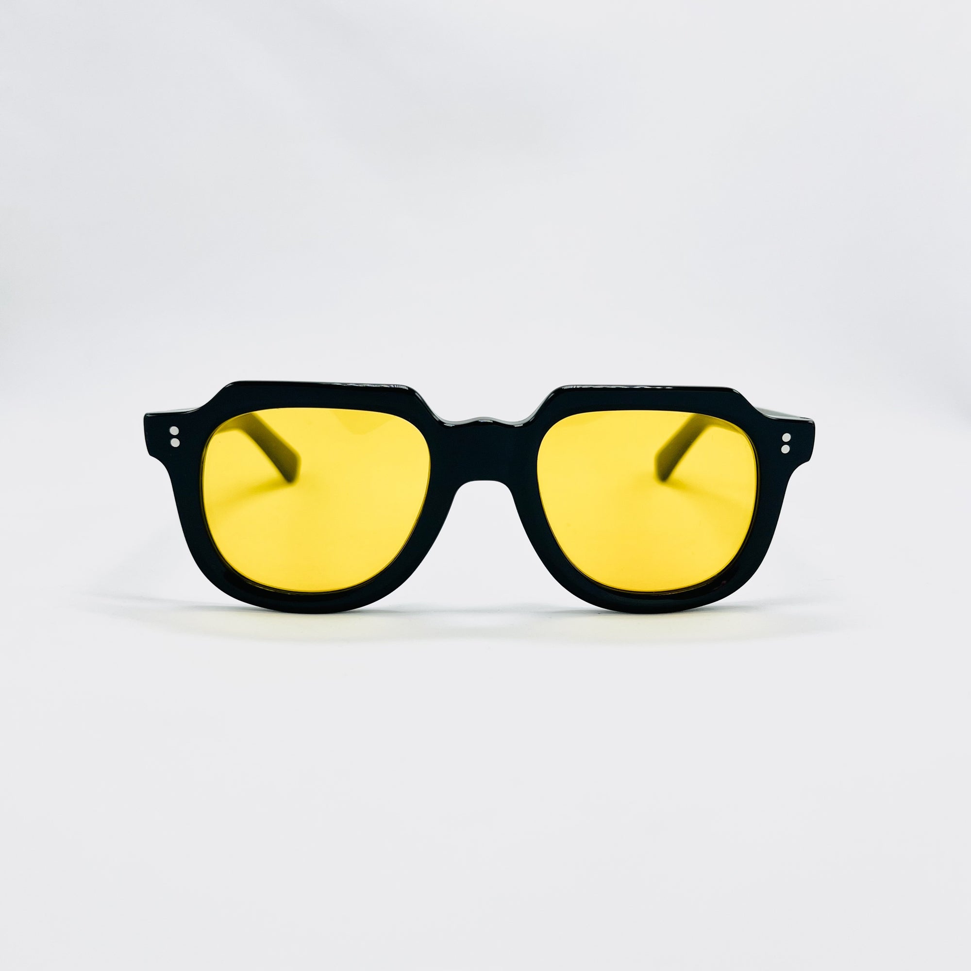 Closer (Negro y Amarillo)